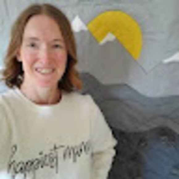 Meet your Posher, Elizabeth - Picture 1 of 1